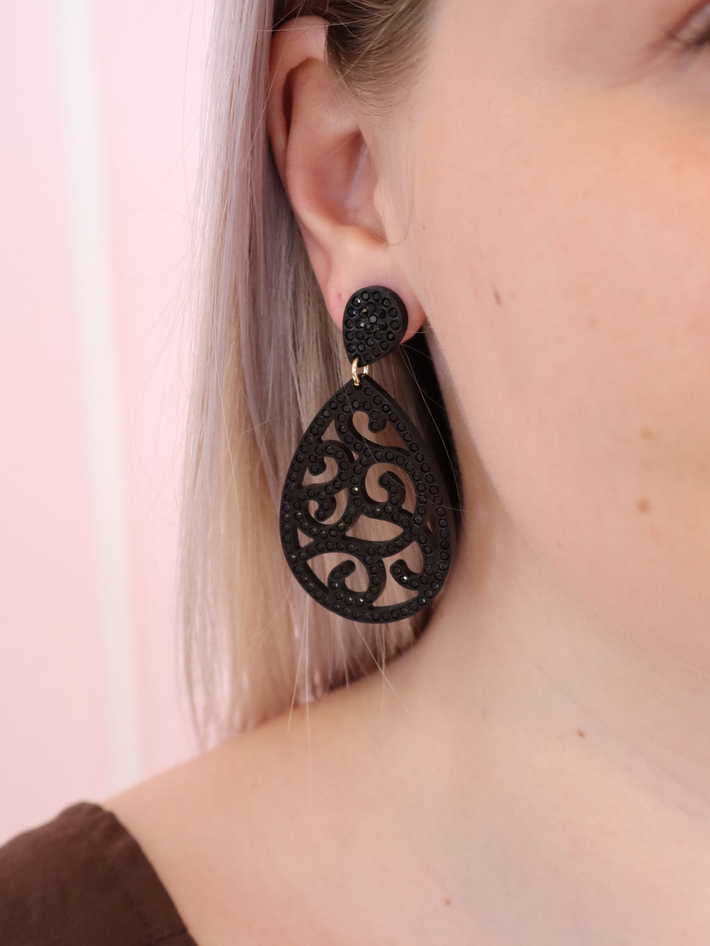 Black Teardrop Earring