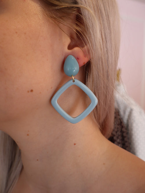Blue Diamond Earring