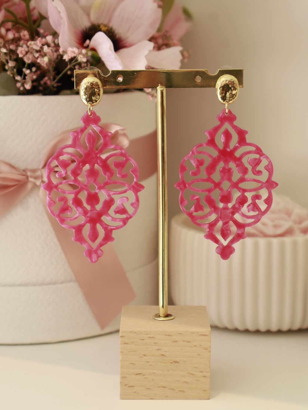 Fuchsia Arabesque Earring