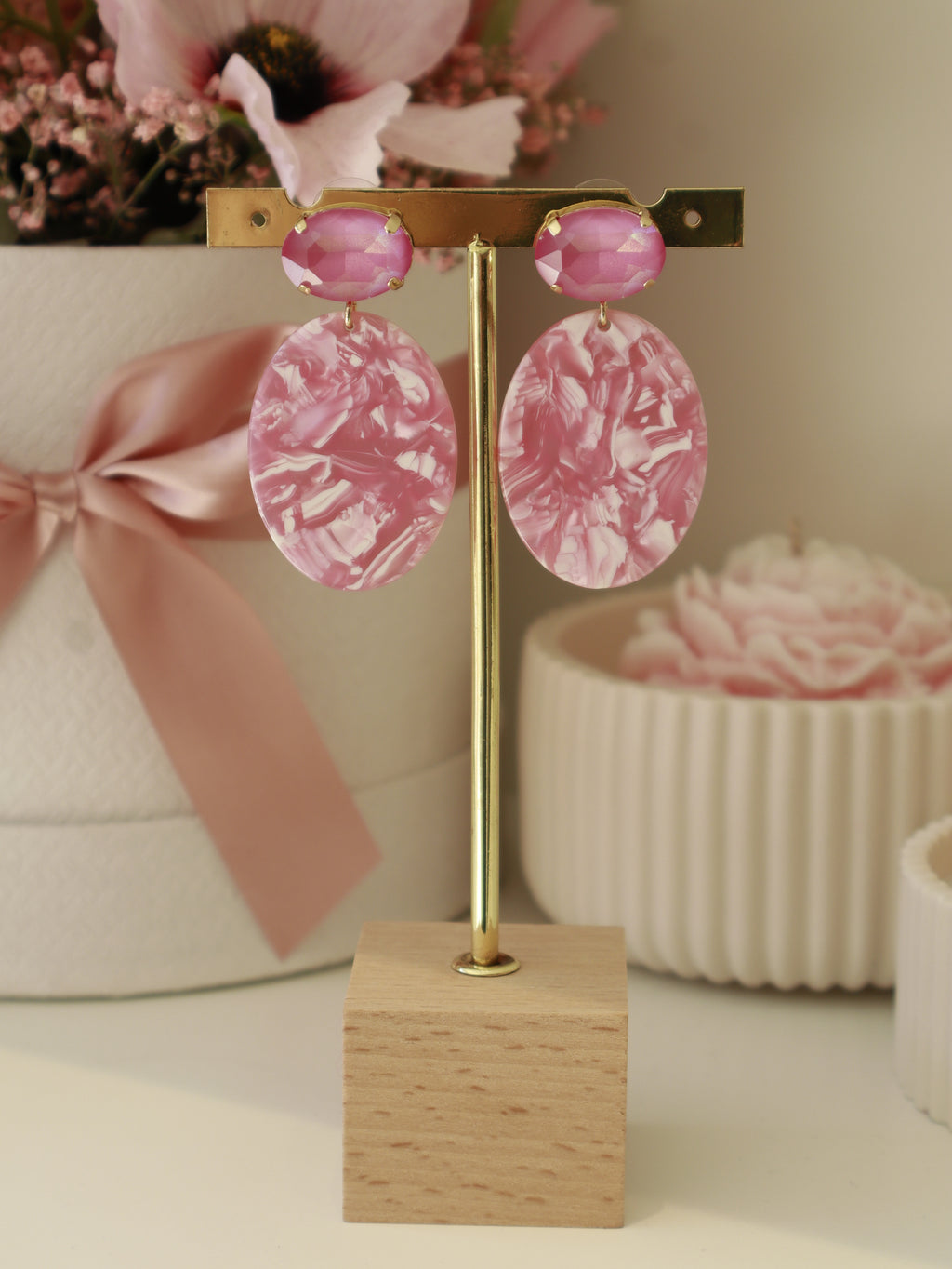 Fuchsia Marble Oval Earring