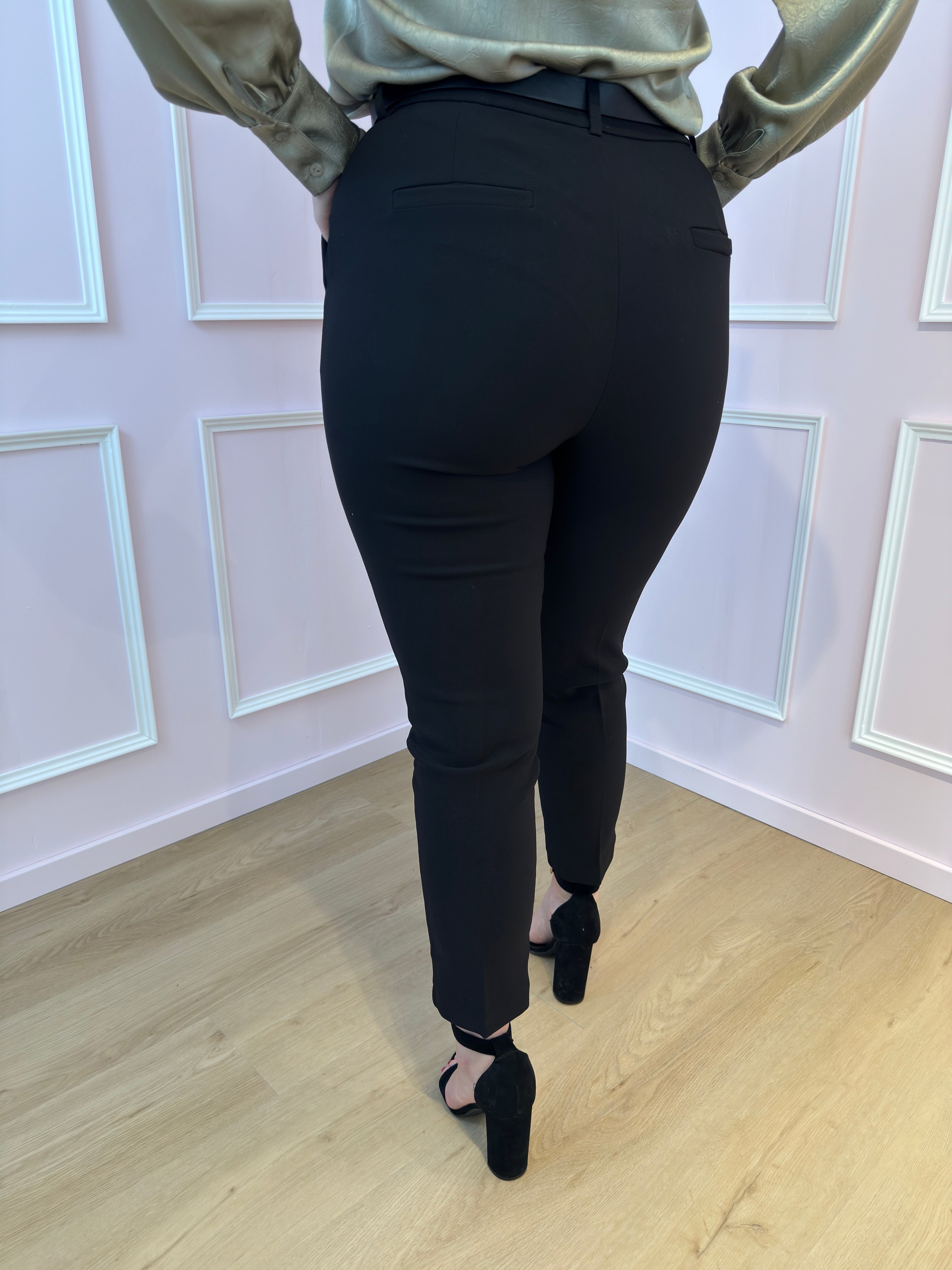 Black Olivia Trouser